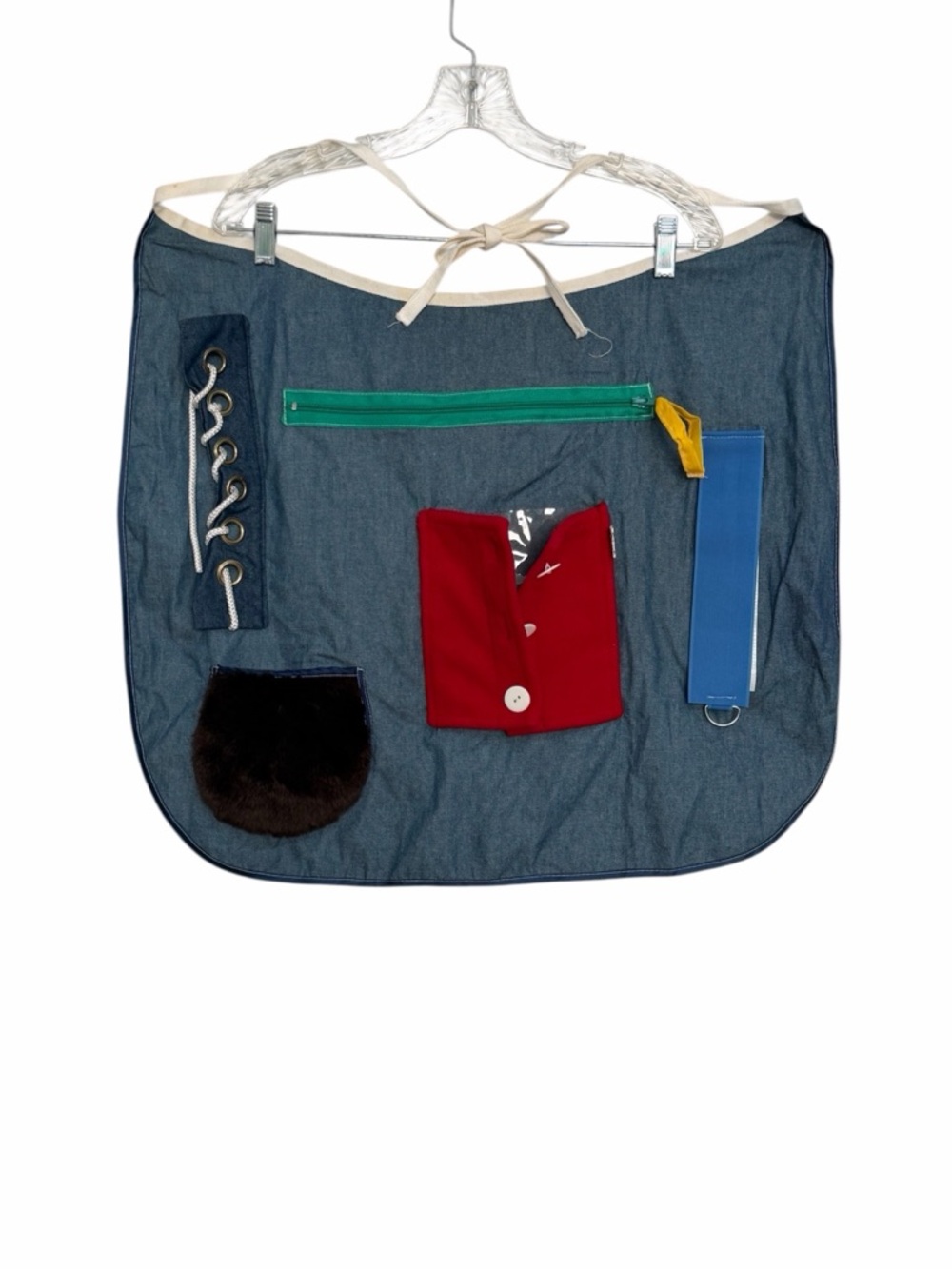 Activity Apron - Picture 11 of 11